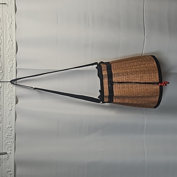 Baskets of Cambodia Shoulder Bag - Picture 1 of 8